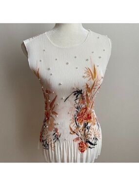 Bailey pleated floral tank top BNWT small pearls